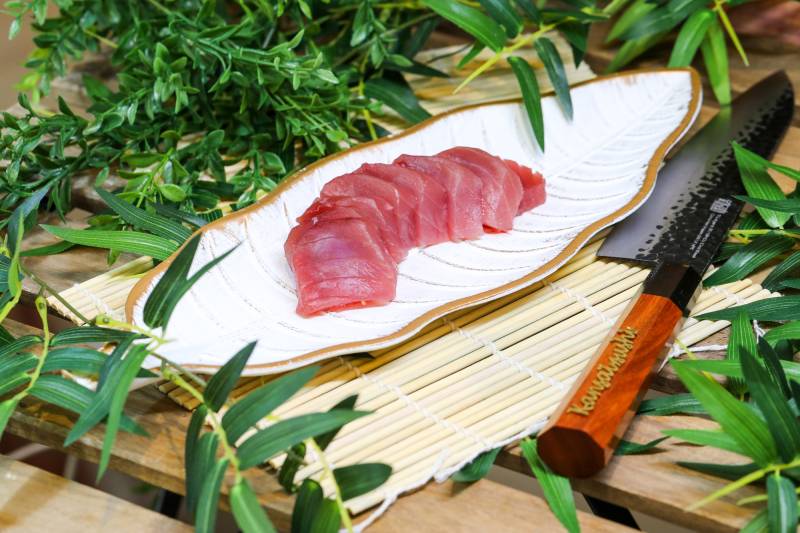 Sashimi 8/14 PCS (supplément avocat +1.50€)